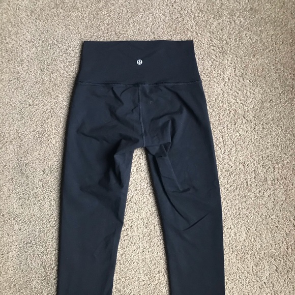 Tall Lululemon Wunder Under Hi-Rise Tight Sz 4/31" - Picture 8 of 9